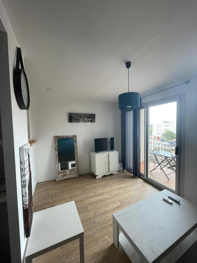 Superbe Studio A Canet En Roussillon Proche De La Plage Exteriör bild